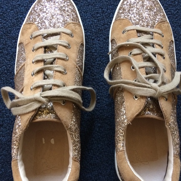 Joie Dakota Gold Sequin Sneaker - Picture 4 of 7